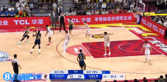 金年会金字招牌诚信至上足够幸运！徐杰出手三分后球再度颠进篮筐 广东继续扩大领先