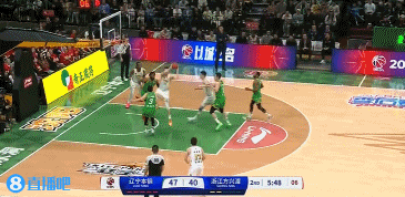 金年会体育追到差1分！朱俊龙翻身压哨中投+胡金秋补篮+小布朗后仰中投！