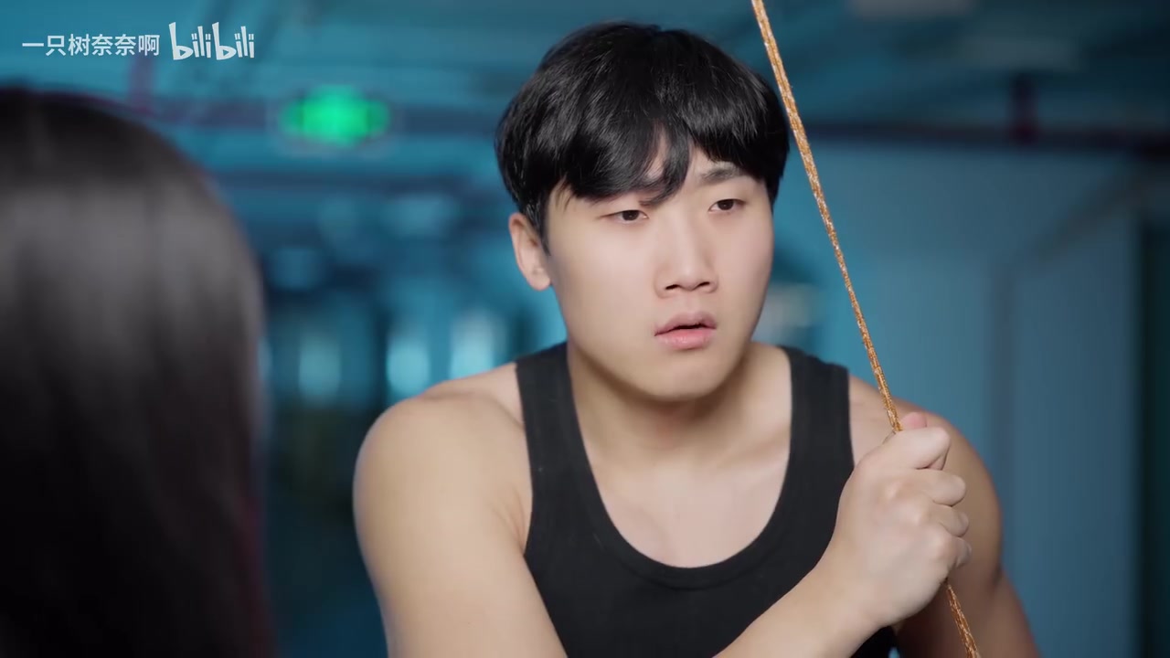 金年会体育你们又拍！树奈奈更新视频：你们玩瓦手的对象，私下也是这个样子吗？！